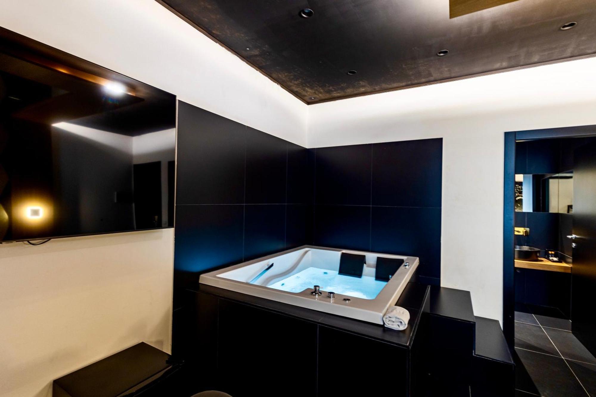 Maximum Hub Suite&Spa パレルモ エクステリア 写真